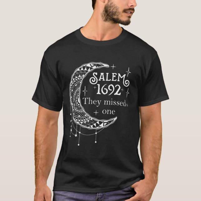 Retro 1692 They Missed One Witch Salem 1692 Hallow T-Shirt (Front)
