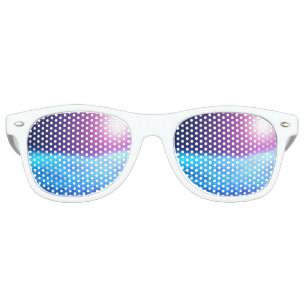 Retro 1980 synthwave glowing neon lights landscape retro sunglasses