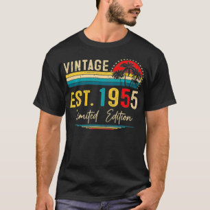 Retro 67th Birthday Party Vintage Born In 1955 67  T-Shirt