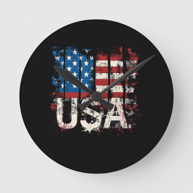 Retro American Flag USA 4th of July Round Clock (Front)