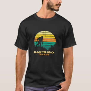 Retro Bayou Slaughter Beach Delaware Bigfoot Souve T-Shirt