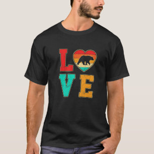 Retro Bear Love Valentines Day Heart Animals Lover T-Shirt