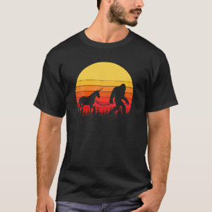 Retro Bigfoot , Funny Unicorn Sasquatch Bigfoot T-Shirt