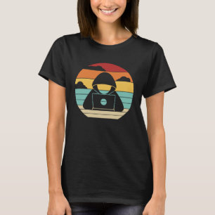 Retro Black Hat Ethical Hacking White Hat Hacker T-Shirt