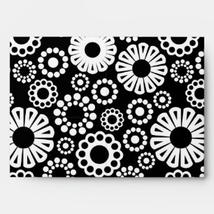 Retro black white flowers Envelope