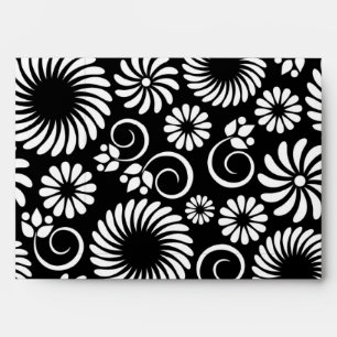 Retro black white flowers Envelope