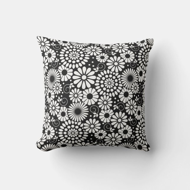 Retro black white flowers Pillow (Front)