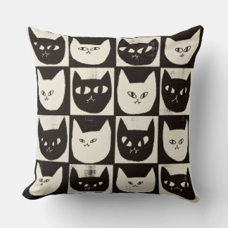 Retro Cat Grid Pattern Cushion
