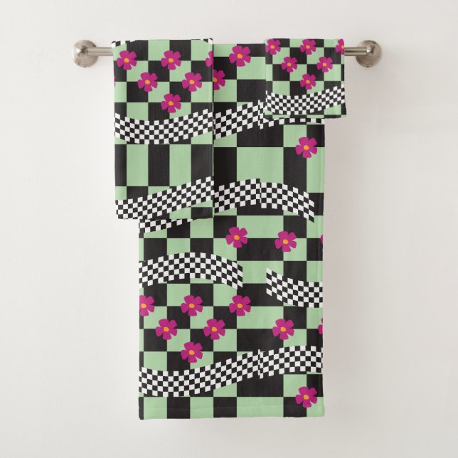 Retro Chequerboard Design with Flowers Bath Towel Set (Insitu)