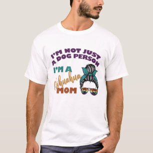 Retro Chihuahua Lover Chihuahua Mum Messy Bun Sung T-Shirt