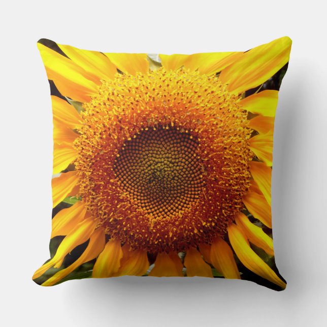 Retro classic Sunflower  Cushion (Front)