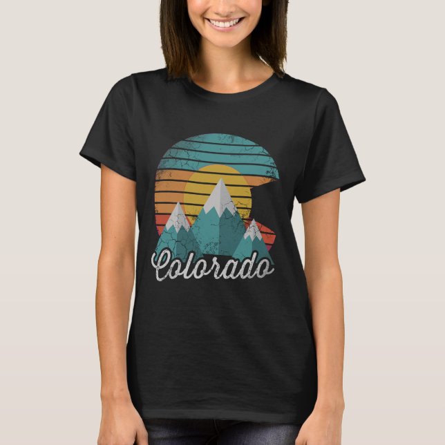 Retro Colorado Mountains Home Love Family Vacation T-Shirt (Front)