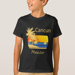 Retro Cool Cancun Original Mexico Beaches Novelty  T-Shirt
