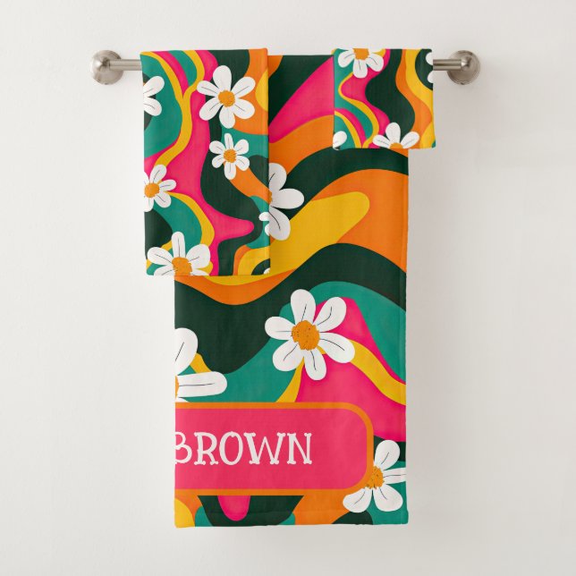 Retro Daisies Funky 70s Floral Pattern Name Bath Towel Set (Insitu)