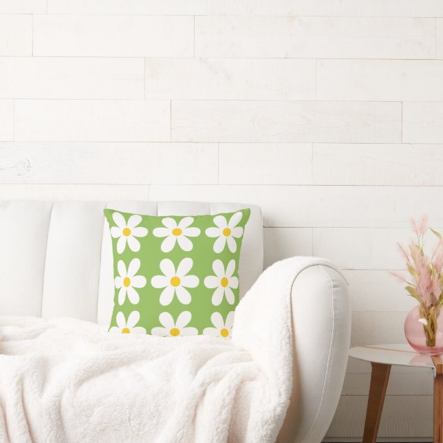 Retro Daisy Floral Pattern Cushion (Couch)