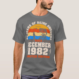 Retro December 1982 40 Year Old Fishing Lover 40th T-Shirt