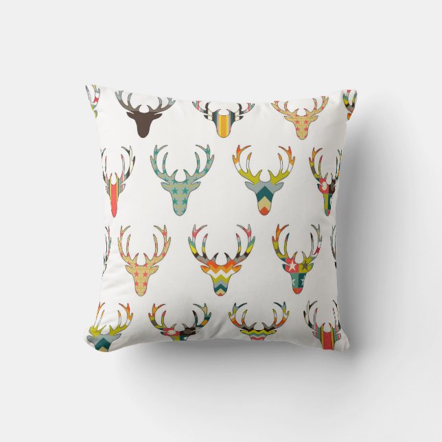 retro deer head white cushion (Front)