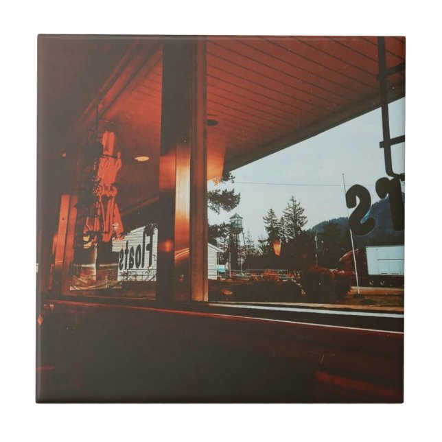  Retro Diner in the Pacific Northwest Tile (Front)