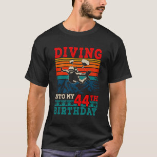 Retro Diving Into My 44Th Birthday Skydiving Lover T-Shirt