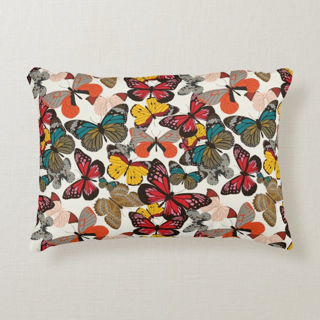 Retro floral pattern 2 decorative cushion (Front)