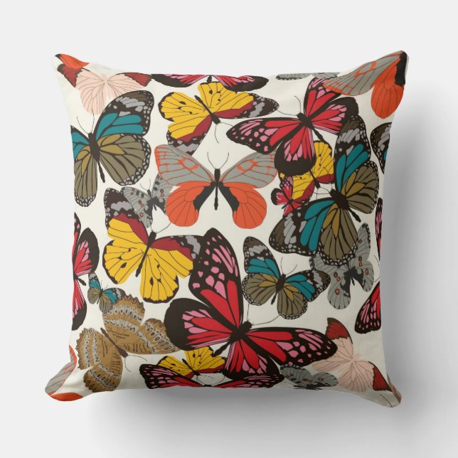 Retro floral pattern cushion (Front)