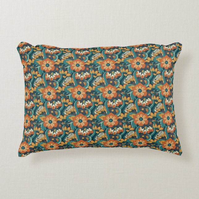 Retro Floral Pattern Decorative Cushion (Front)