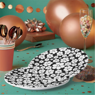 Retro Flower Pattern in White on Black Paper Plate