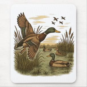 Retro-Flying-Mallard-Duck-Hunting Mouse Pad
