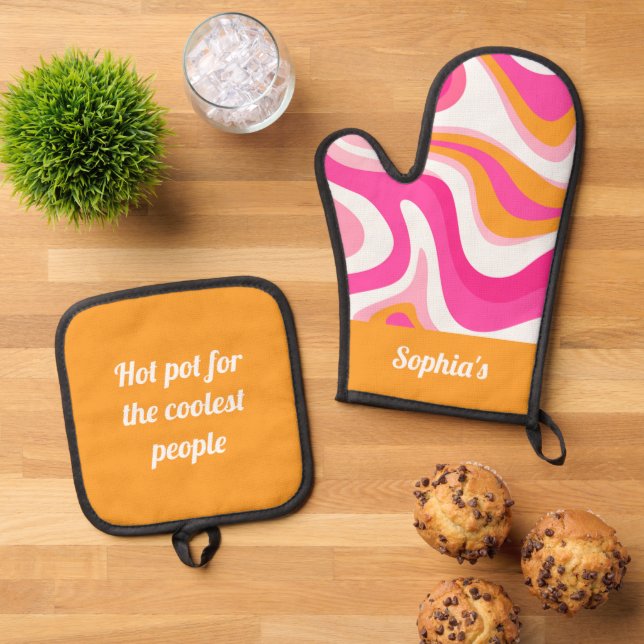 Retro Funky Hot Pink And Orange Oven Mitt & Pot Holder Set (Top Down)