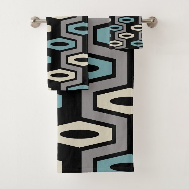 Retro Geometric Pattern Bath Towel Set (Insitu)