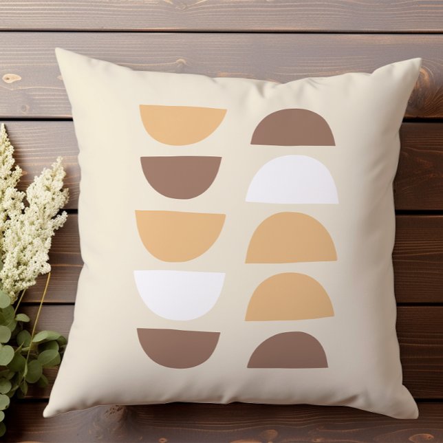Retro geometric pattern cushion (Creator Uploaded)