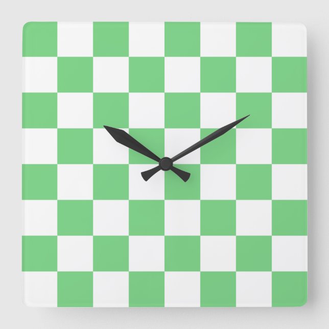 Retro Green Chessboard Tile Y2K Aesthetic Pattern Square Wall Clock (Front)