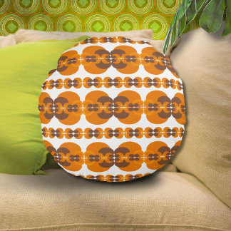 Retro Groovy 60's 70's Bubbles Pattern Round Cushion