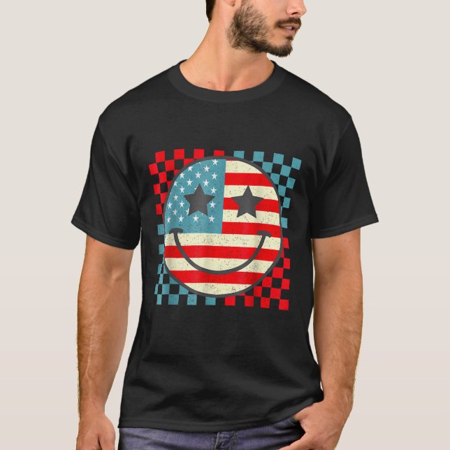 Retro Groovy Fourth 4th Of July Smile Checkered Wo T-Shirt (Front)