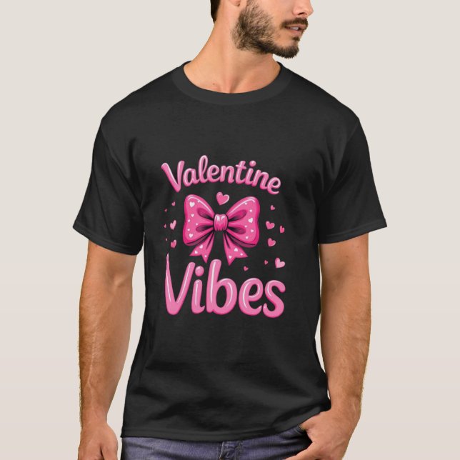 Retro Groovy Heart Coquette Bow for Romantic Valen T-Shirt (Front)