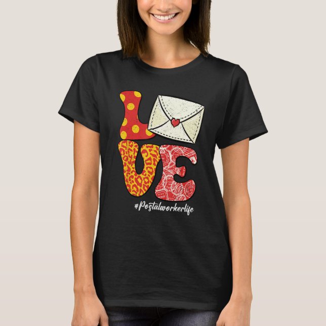 Retro Groovy LOVE Letter Envelope Leopard Postal W T-Shirt (Front)