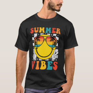 Retro Groovy Summer Vibes Smile Face Hello Summer  T-Shirt