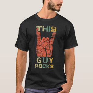 Retro Guy Rocks Hand Metal Sign Rock Rocker Metal T-Shirt