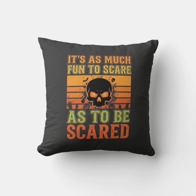 Retro Halloween Scare Skull Design_1 Cushion (Front)