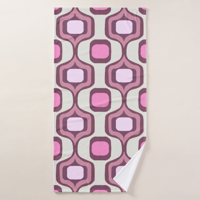 Retro Hand Drawn Geometric Square Pattern Minimal  Bath Towel (Bath Towel)