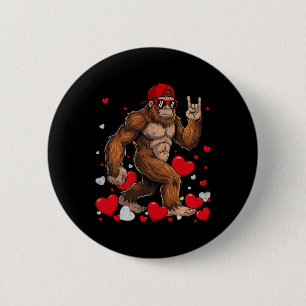 Retro Heat Love Peace Sign Bigfoot Sasquatch Men 6 Cm Round Badge