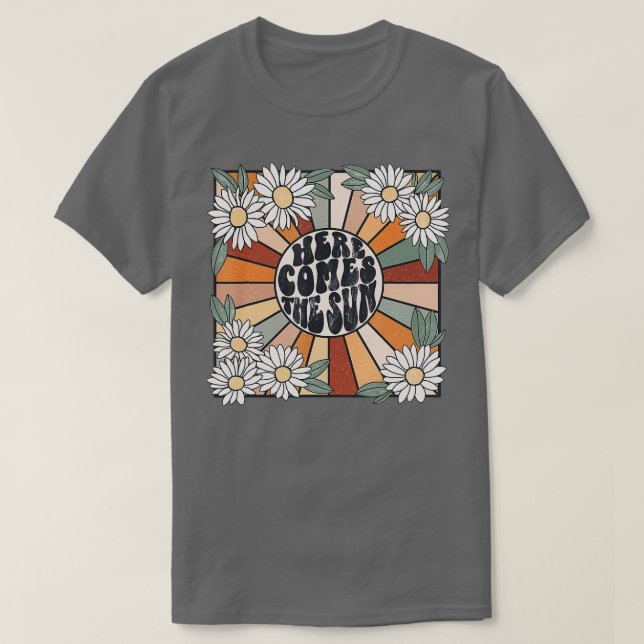 Retro Here Comes The Sun Floral Summer Family Vaca T-Shirt (Design Front)