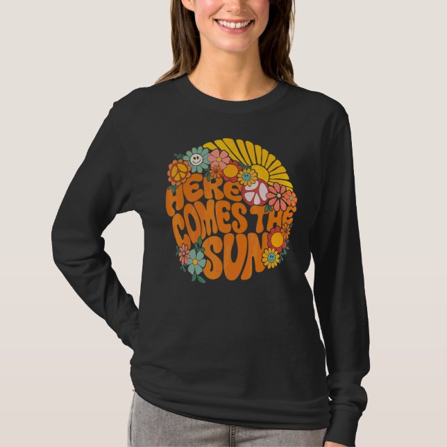 Retro Here Comes The Sun Floral Summer Family Vava T-Shirt (Front)