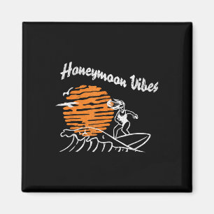 Retro Honeymoon Vibes New Wedding Bride Groom Vaca Magnet