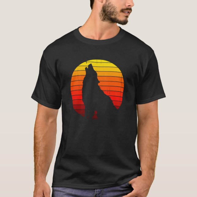 Retro Howling Wolf Vintage Sunset  T-Shirt (Front)