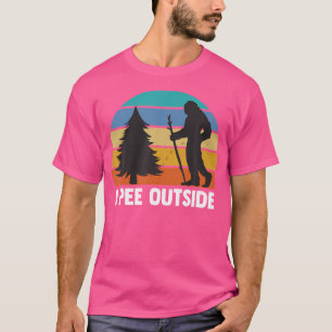 Retro I Pee Outside Bigfoot Funny Camping Hiking O T-Shirt
