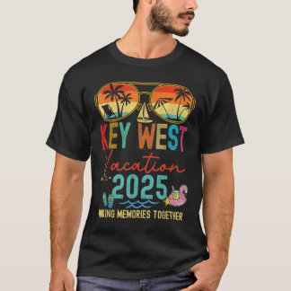 Retro Key West Vacation 2025 Memories Matching Gro T-Shirt