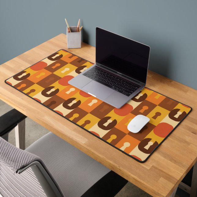 Retro Keyhole - 70s Mod Geometric Lock Desk Mat (Office 2)