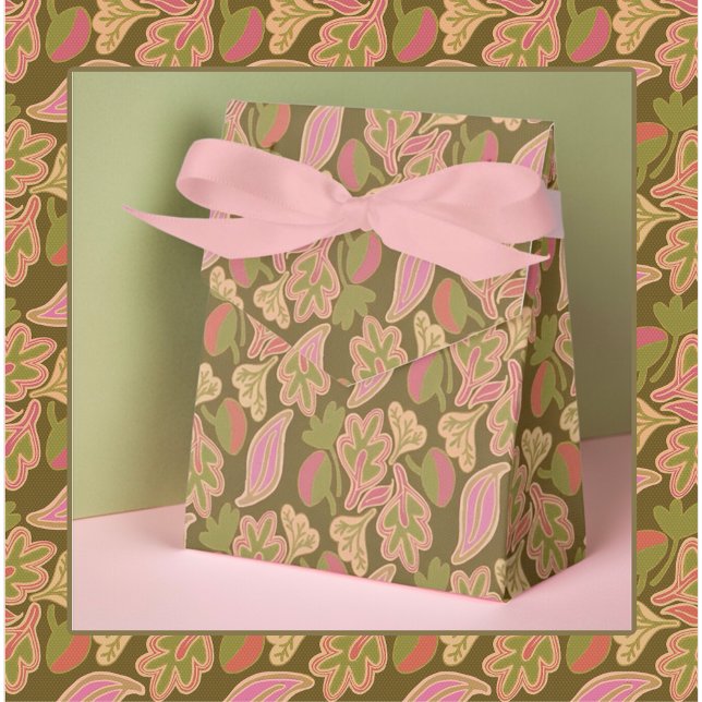 Retro leaves in bohem patterndesign Favor Box (Creator Uploaded)