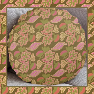 Retro leaves in bohem patterndesign round cushion